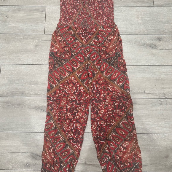 NWT Free People red paisley smocked jumpsuit small - Picture 3 of 5